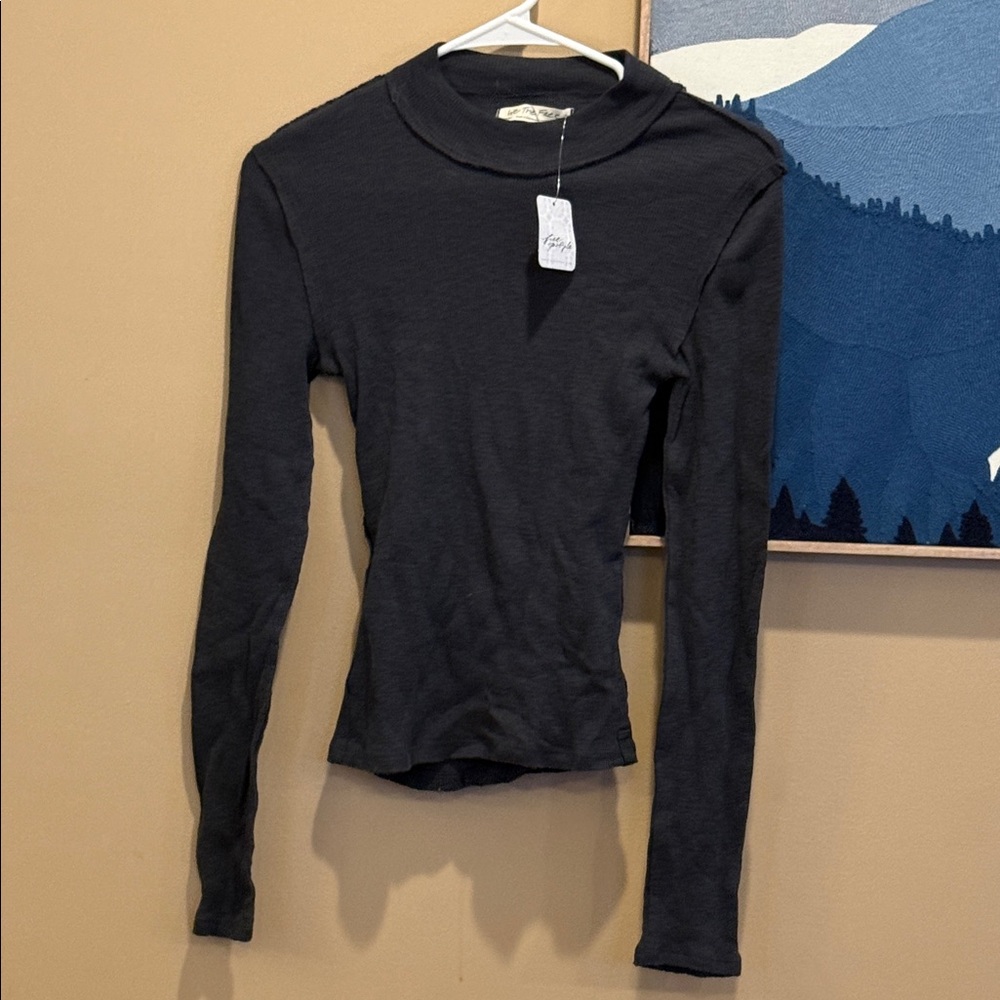 NW Free people charcoal grey  Long Sleeve Top with back cut out  since XS